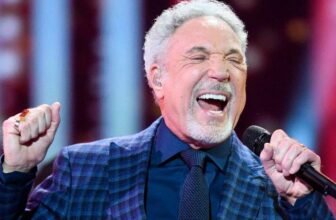 Tom Jones Net Worth