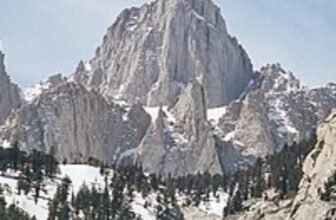 400px-Mount_Whitney_2003-03-25